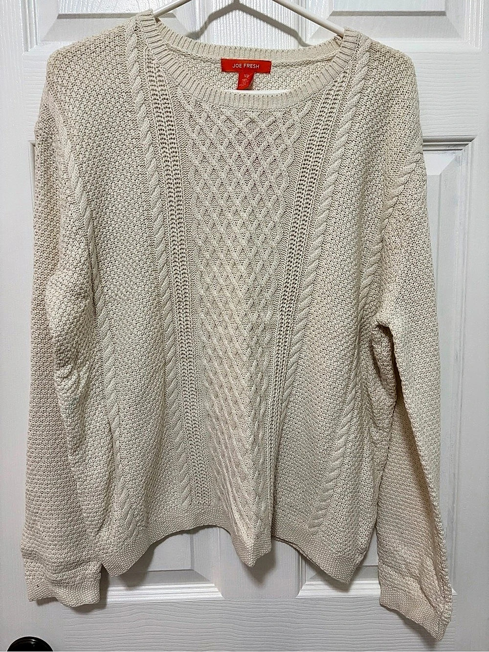 Joe Fresh Cable Knit Sweater in Cream Size Medium NWT